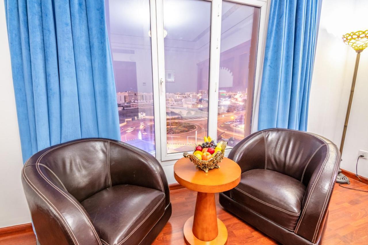 מוסקט The Platinum Hotel מראה חיצוני תמונה