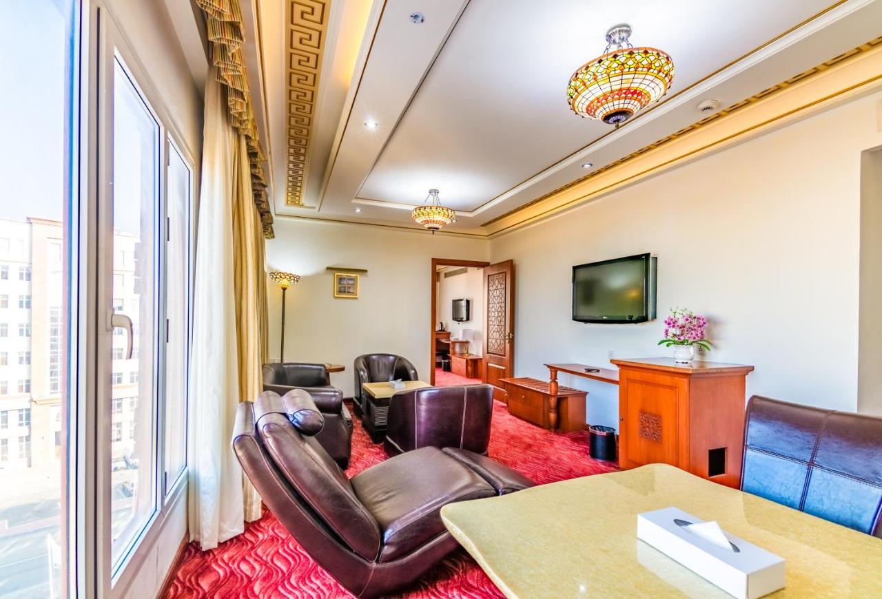 מוסקט The Platinum Hotel מראה חיצוני תמונה