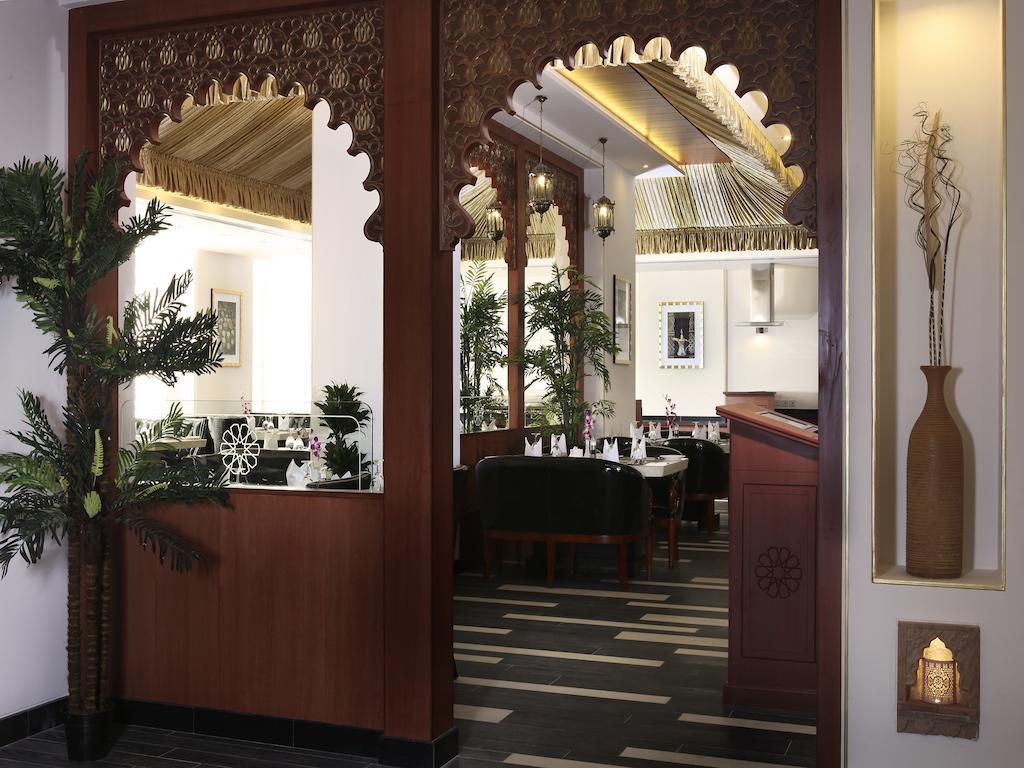 מוסקט The Platinum Hotel מראה חיצוני תמונה